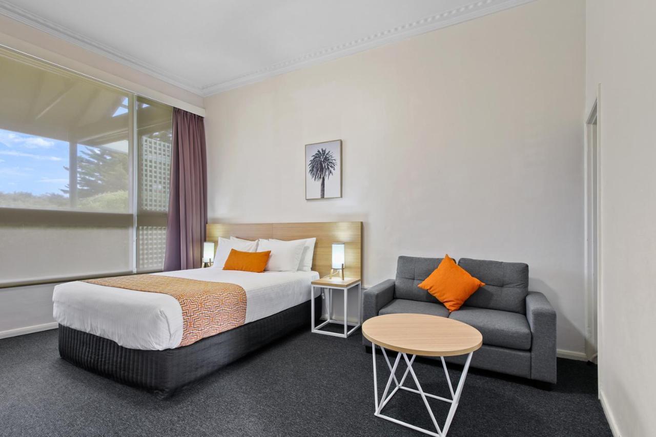 Comfort Inn & Suites Lakes Entrance Exterior photo