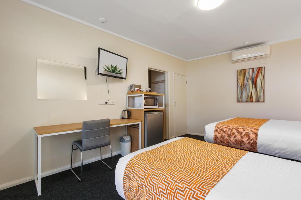 Comfort Inn & Suites Lakes Entrance Exterior photo