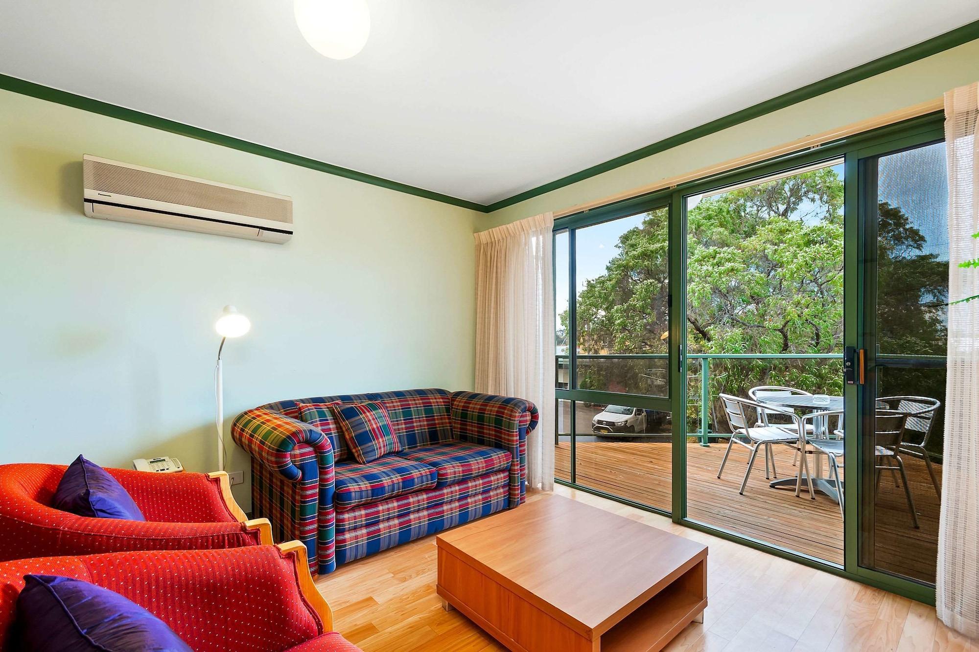 Comfort Inn & Suites Lakes Entrance Exterior photo