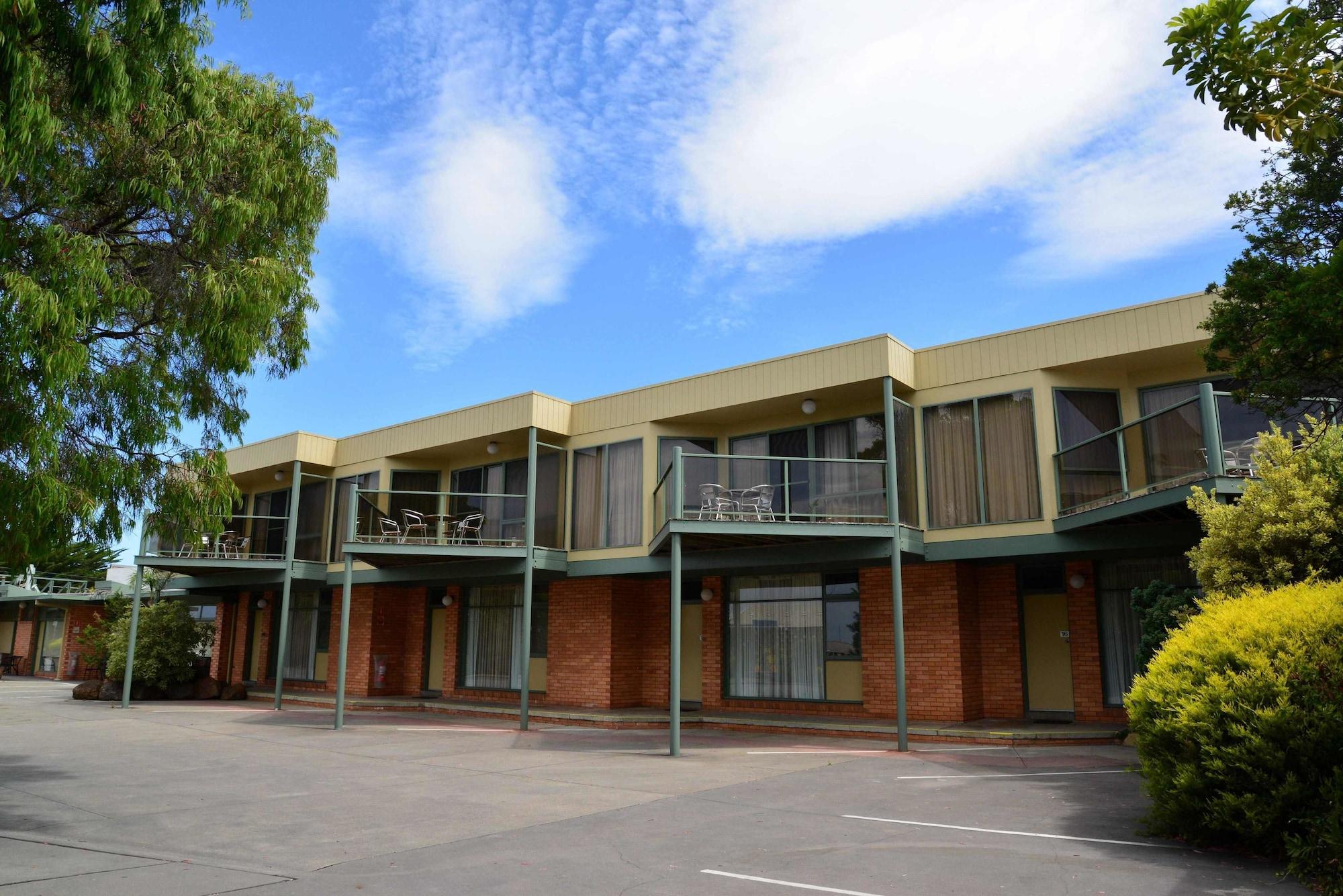 Comfort Inn & Suites Lakes Entrance Exterior photo