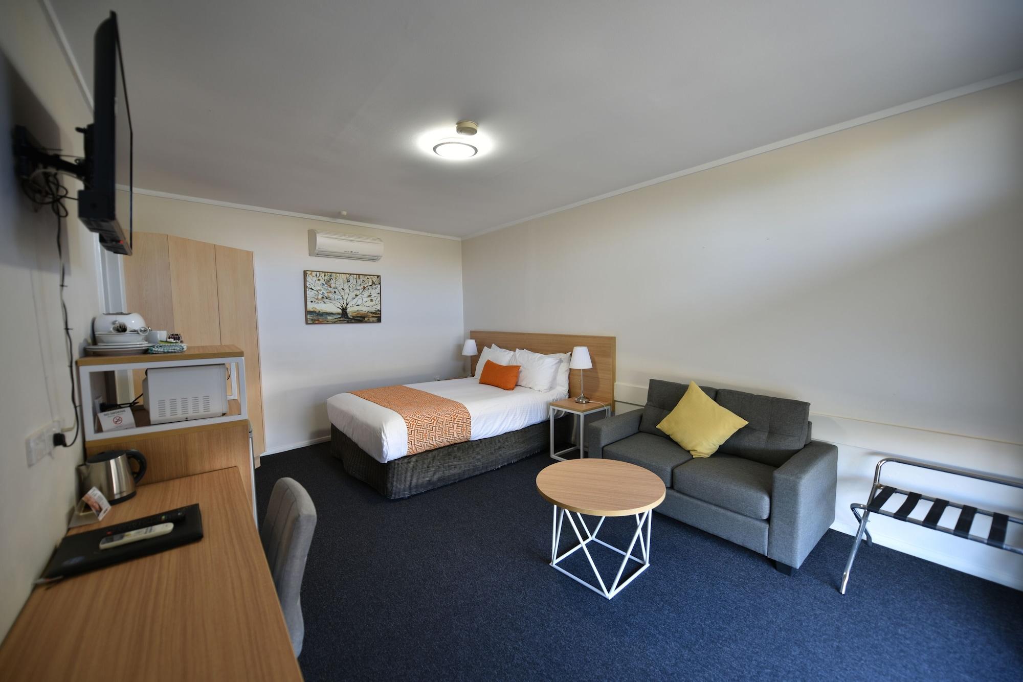 Comfort Inn & Suites Lakes Entrance Exterior photo
